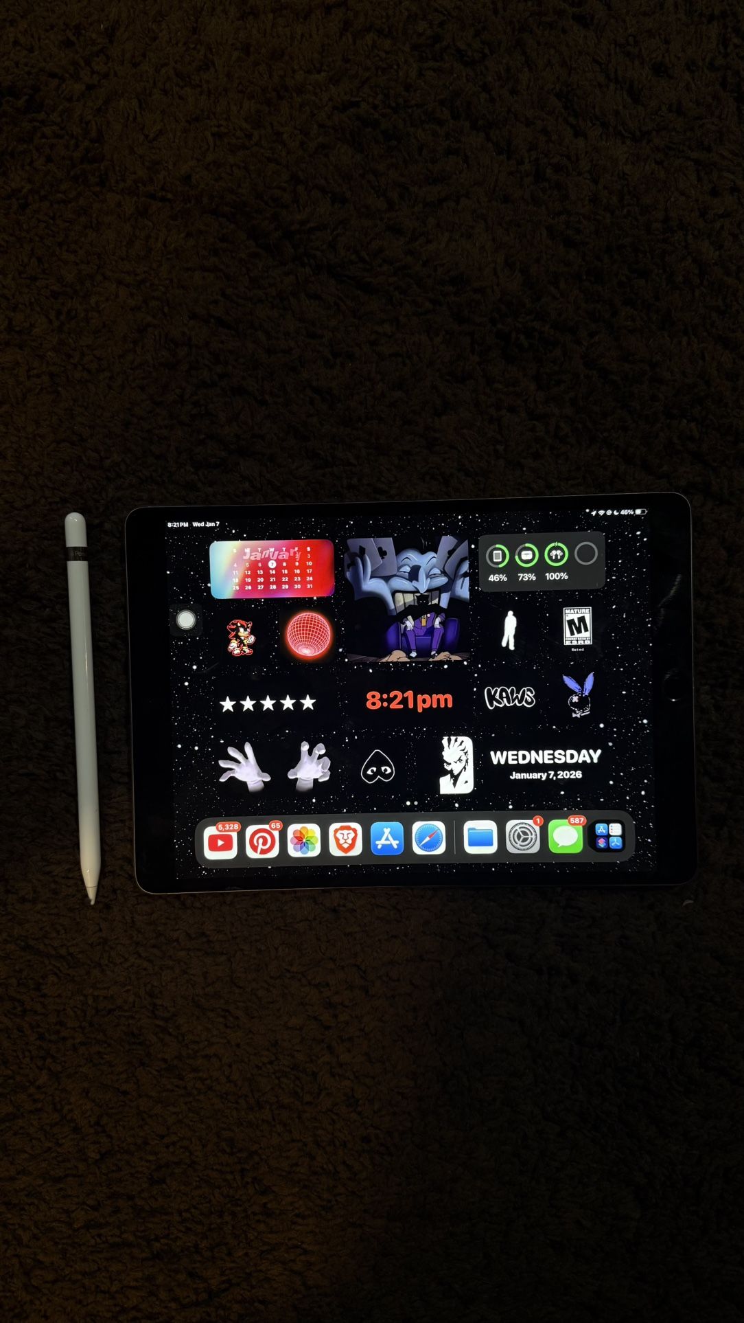 256 gb iPad 10.5 inch with Apple pencil