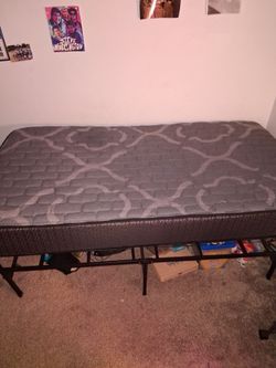 Bed lesson one year barely used