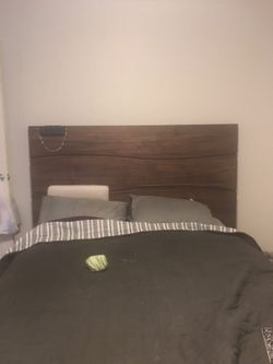 Bedroom set Queen headboard with dresser mirror and nightstand