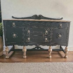 Sideboard/Buffet
