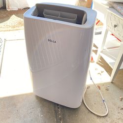 Della Air conditioner 