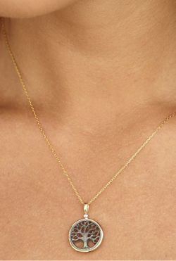 Savvy Cie – 18K Gold Plated Sterling Silver Diamond & Mother of Pearl Tree of Life Pendant Necklace