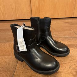 Girls Boots