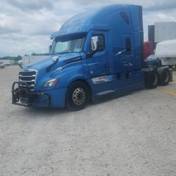 2022 FREIGHTLINER CASCADIA 
