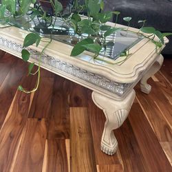 Coffee Table With Matching End Tables