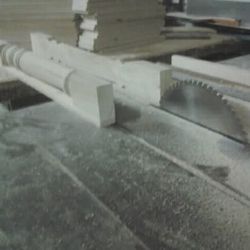 Wood Posts For Kitchen Island 