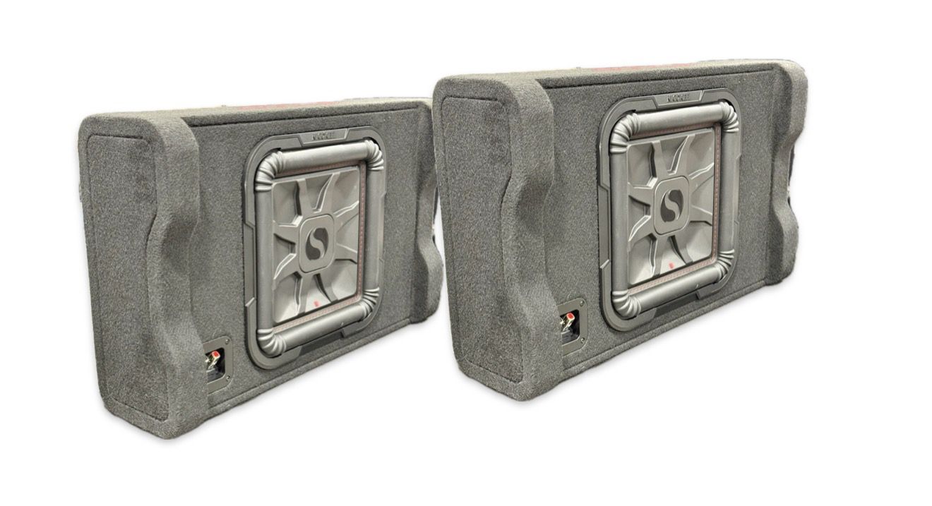 BRAND NEW 2 12” KICKER L7t