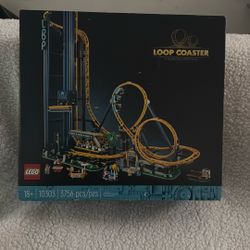 LEGO Icons Loop Coaster set, number 10303.
