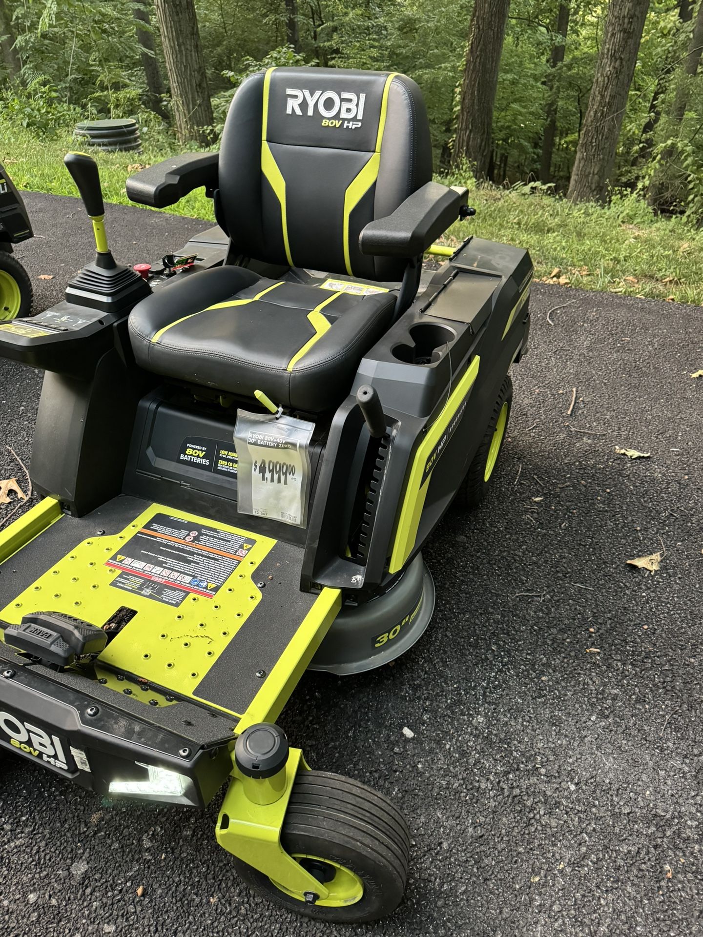 RYOBI 80V HP Brushless 30 in. Battery Electric Cordless Zero Turn Riding Mower