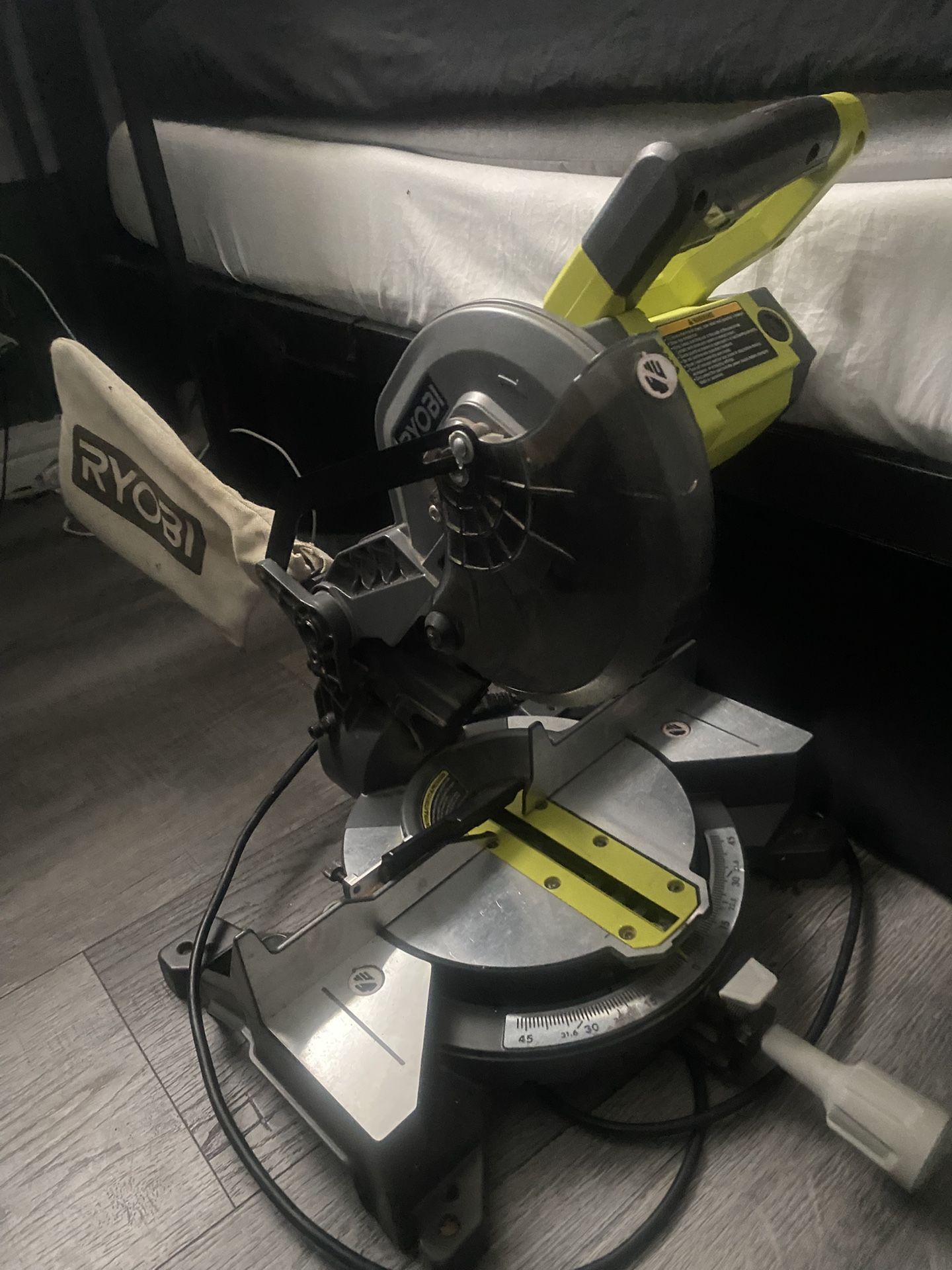 RYOBI Corded 7-1/4 In. Saw