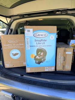 Infant car seat and two bases