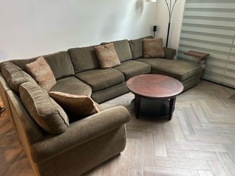 Sectional Couch with Sleeper