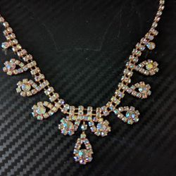 Gold Crystalized Necklace.