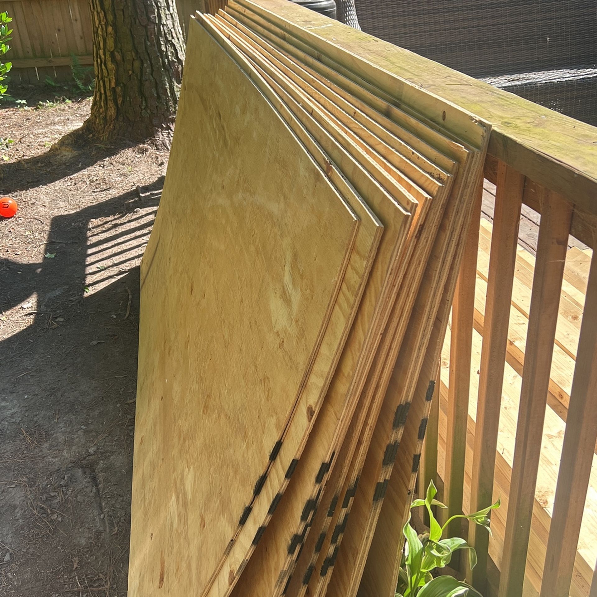Plywood/2x4’s