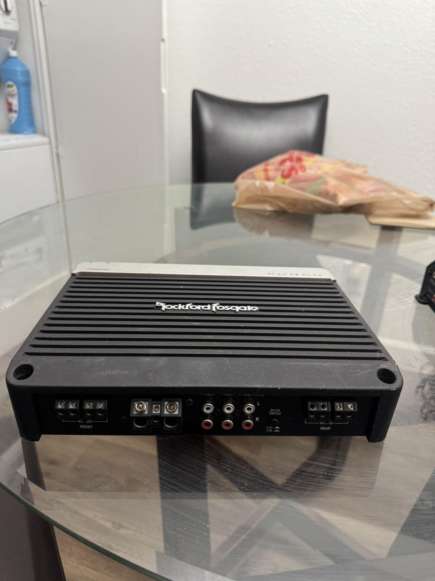  Amplifier rockford fosgate