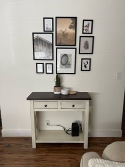 Barn Style Entry table & set of picture frames