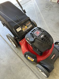 Yard Machines Lawnmower 21 6.75hp 190cc in excellent condition for Sale in San Jacinto CA OfferUp