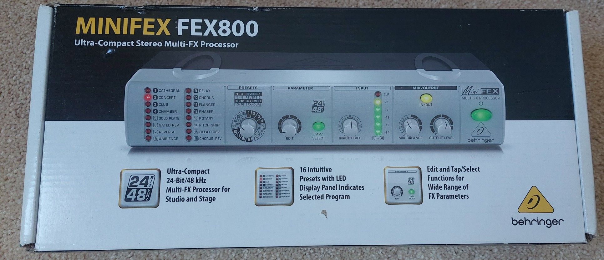 Behringer MINIFEX FEX800