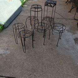8 Pieces Metal Outdoor Patio Planter Pots Holder Stand 