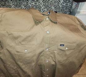 Men tan western wrangler shirt