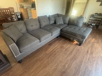 Sectional couches