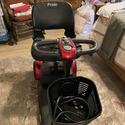 Motorized scooter
