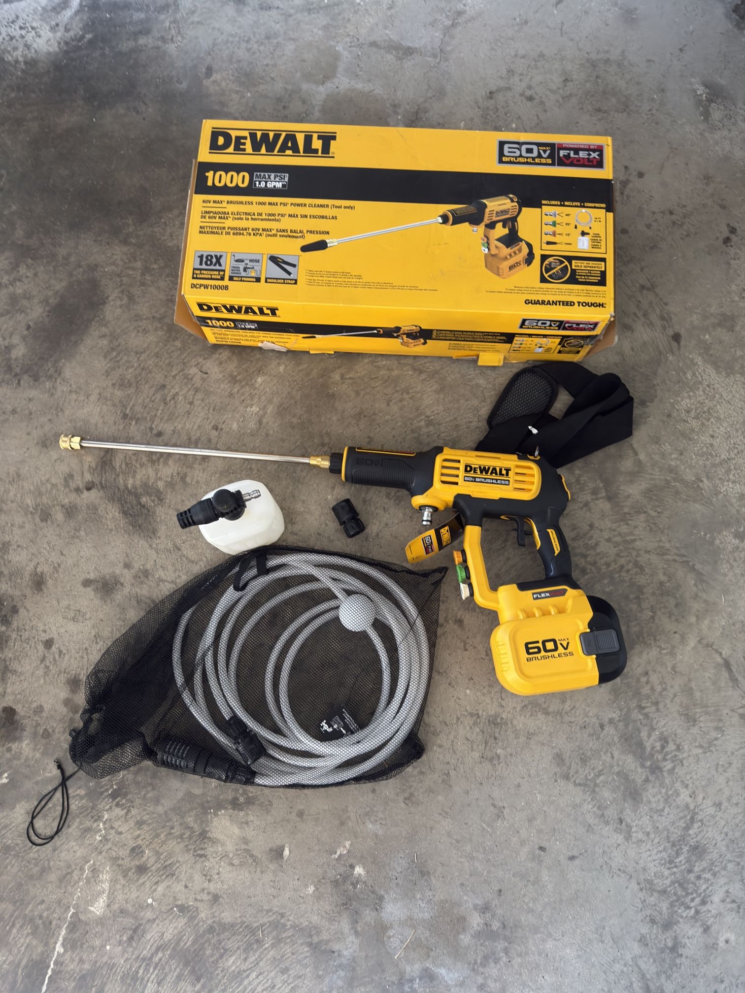 Dewalt FLEXVOLT 60V MAX 1000 PSI 1.0 GPM Cold Water Cordless Battery Power Cleaner (Tool Only)