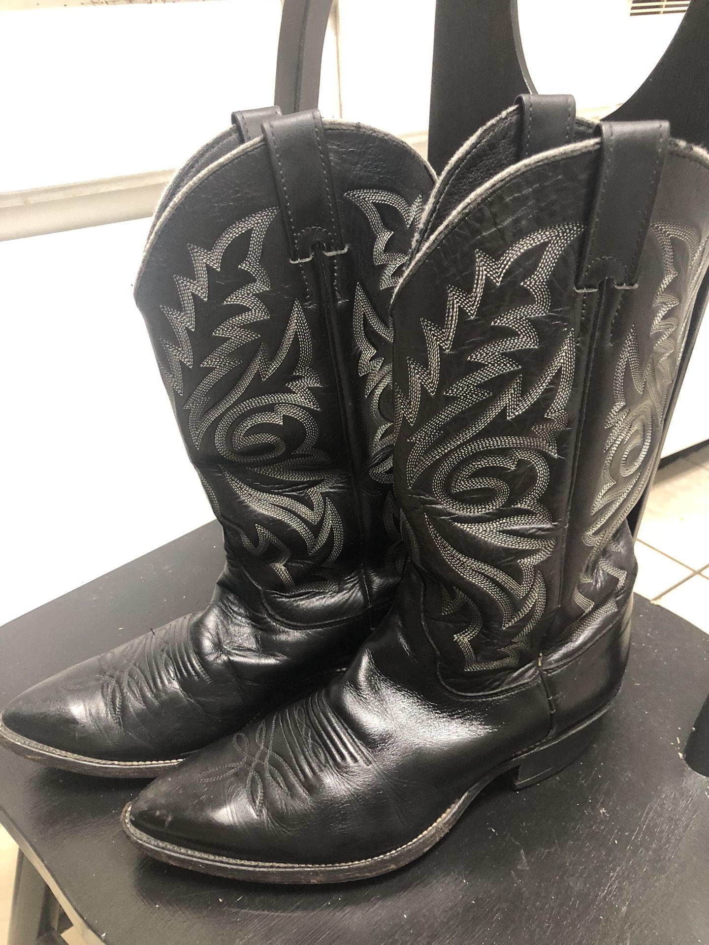 Justin 1408 Black Boots