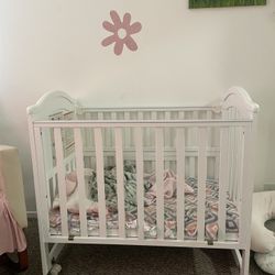 HARPPA Convertible Mini Crib  