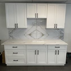 END OF YEAR SALE ~ White Shaker Style Kitchen Cabinetry