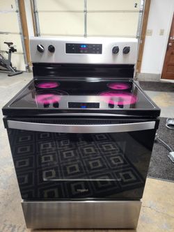 Whirlpool glasstop stove (delivery available)