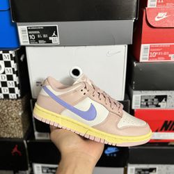 DS Nike Dunk Low Pink Oxford size 6W