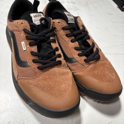 MTE Vans Size 13