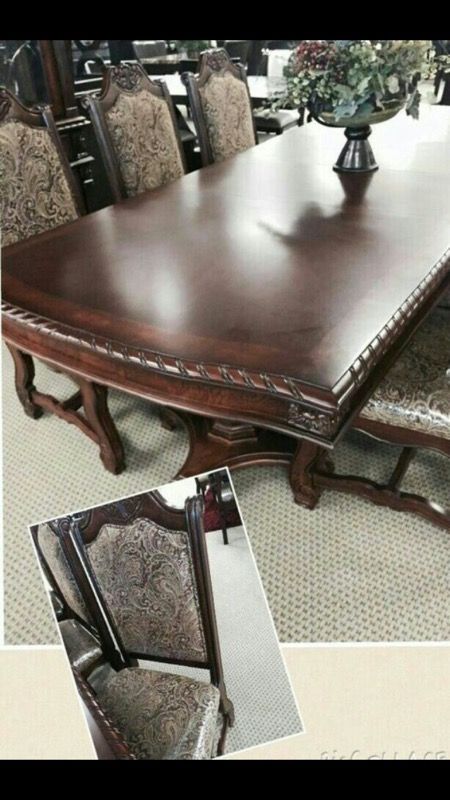BEAUTIFUL RENAISSANCE FORMAL DINING TABLE WITH 6 CHAIRS ALL NEW