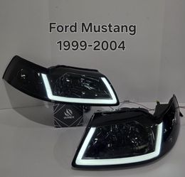 Ford mustang  1999 -- 2004  headlight