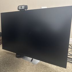 24inch Computer monitor + Camera 