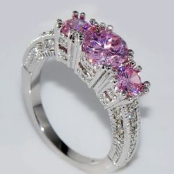 New 18k White Gold Engagement Ring 