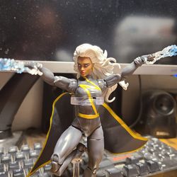 Marvel Legends The Uncanny X-Men Storm Retro Hasbro 6", Target Exclusive STAND NOT INCLUDED