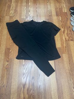 Nike Dri Fit Top Included with Fabletics Leggings Size XL