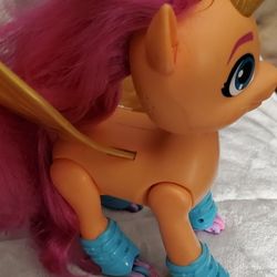 My Little Pony Sing N Skate Sunny Starscout