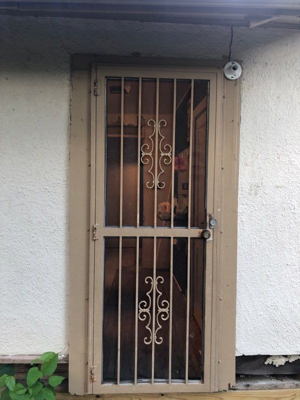 Metal screen door for Sale in San Antonio, TX OfferUp