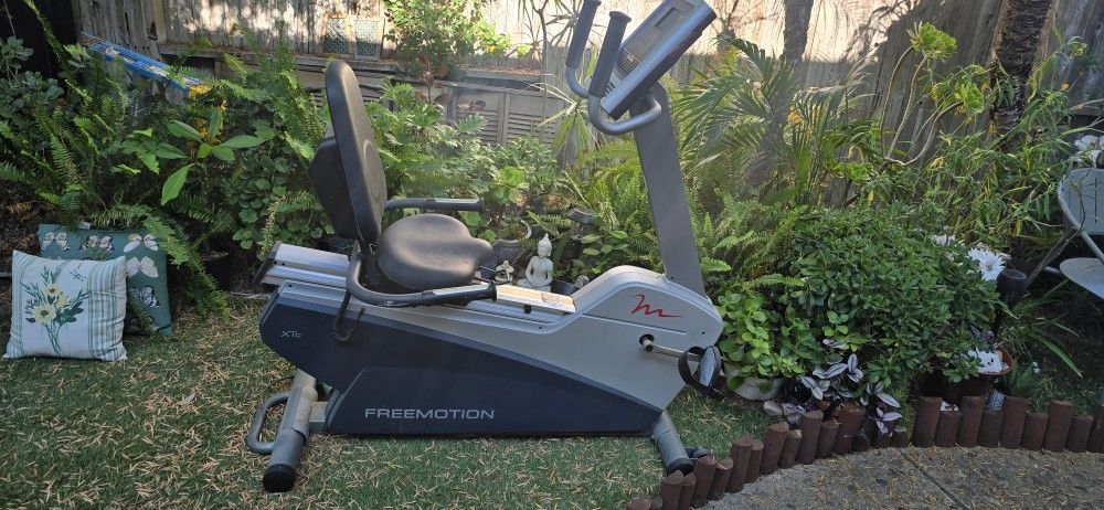 Free Recumbent Exercise Bike
