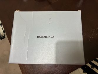 Balenciaga female sneakers size 6