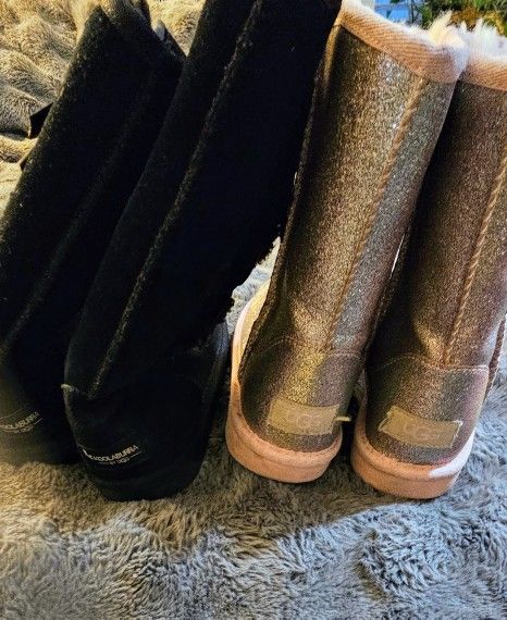
⭐ Kids UGG Bundle – Size 3– Black + Pink Glitter – $30