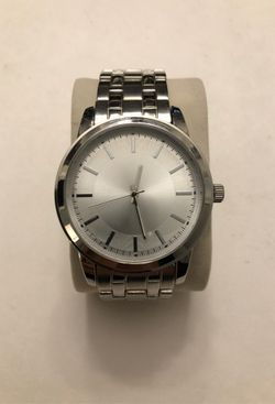 Beautiful silver tone men’s structure watch