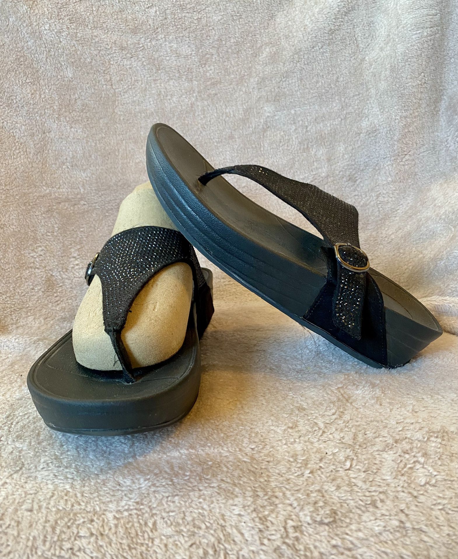 Faded Glory Women’s Slides Sandals black textile glitter wedge heels. Good used condition. Size 7/8. Cash only. No shipping available.