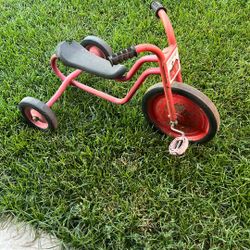 Tricycle 