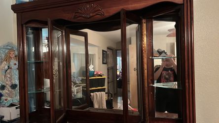Dresser.