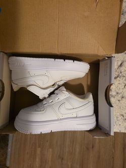 New all white Nike toddlers shoes