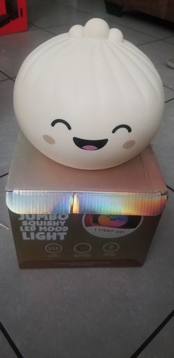 Jumbo squishy dumpling Needoh night light